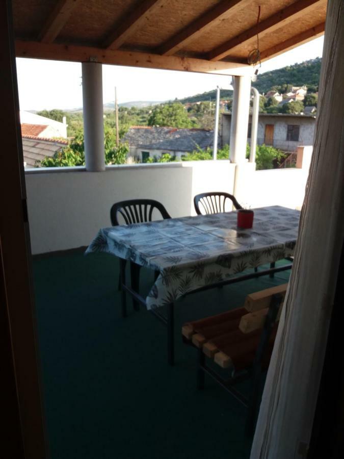 Lanelu Apartman Rogoznica  Extérieur photo